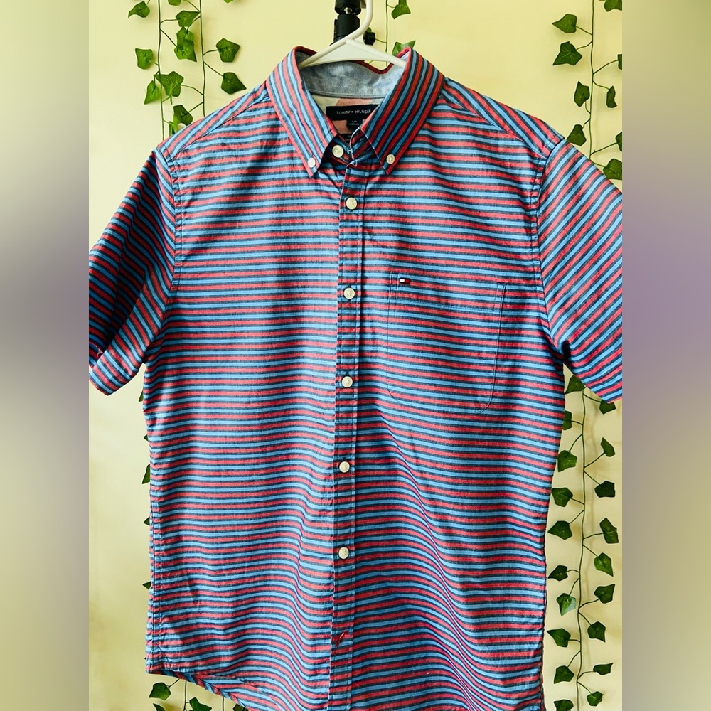 TOMMY HILFIGER casual button-up shirt sleeve shirt in red and blue
